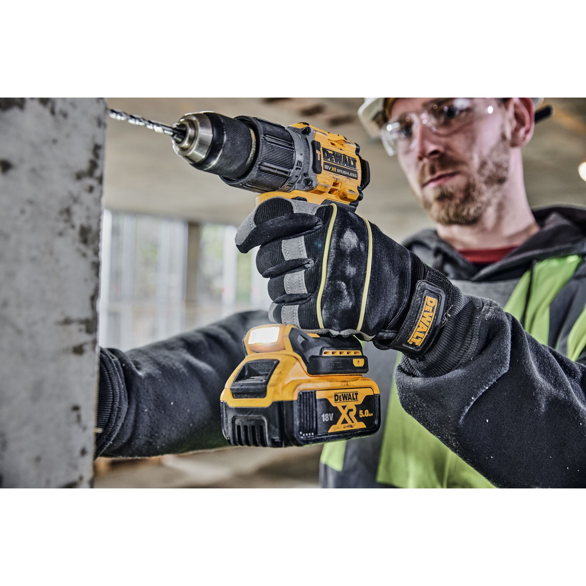 Dewalt 18v best sale hammer drill kit